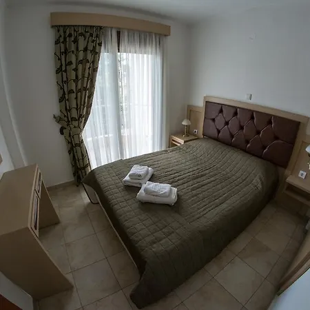 Jolandas House Toroni Room photo